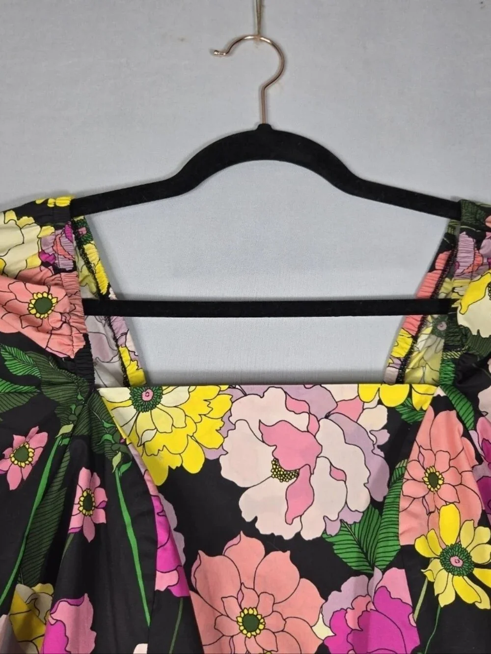 Johnny Was Jade Top Puff Sleeve Colorful Floral Peplum Smocked Size Small